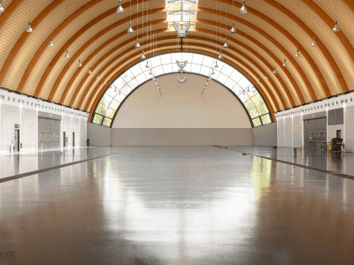 Система затемнения для изогнутых стеклянных фасадов Stadthalle Bielefeld